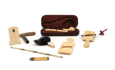 Lot 252 - An ivory pipe