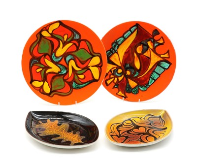 Lot 126 - A group of six Poole Delphis pottery items