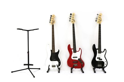 Lot 286 - A Lindo 'Jazz' style bass guitar