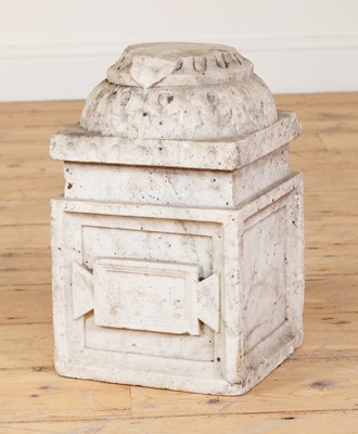Lot 25 - A Renaissance marble column base