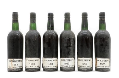 Lot 272 - Cockburns, Vintage Port, 1963 (6)