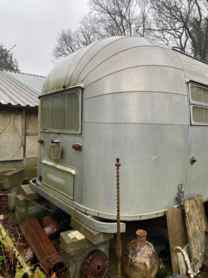 Lot 1 - A 1953 Airstream 'Flying Cloud' travel trailer