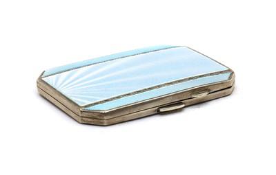 Lot 26 - An Art Deco guilloche enamelled cigarette case