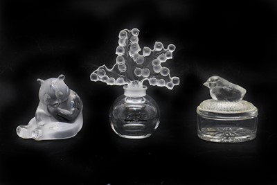 Lot 253 - A Lalique moulded glass panda