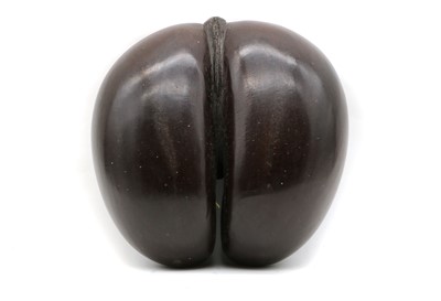 Lot 311 - A coco de mer shell