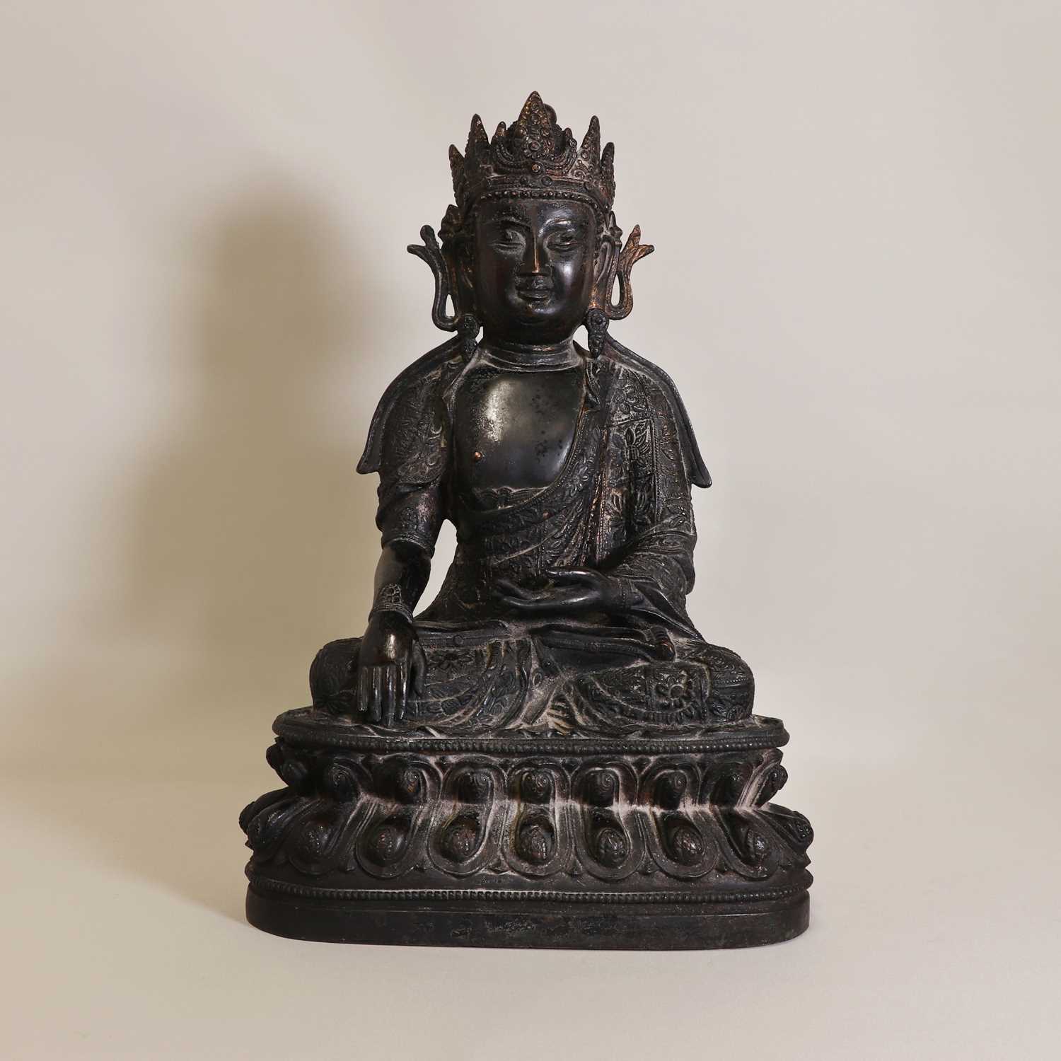Lot 88 - A Chinese bronze bodhisattva