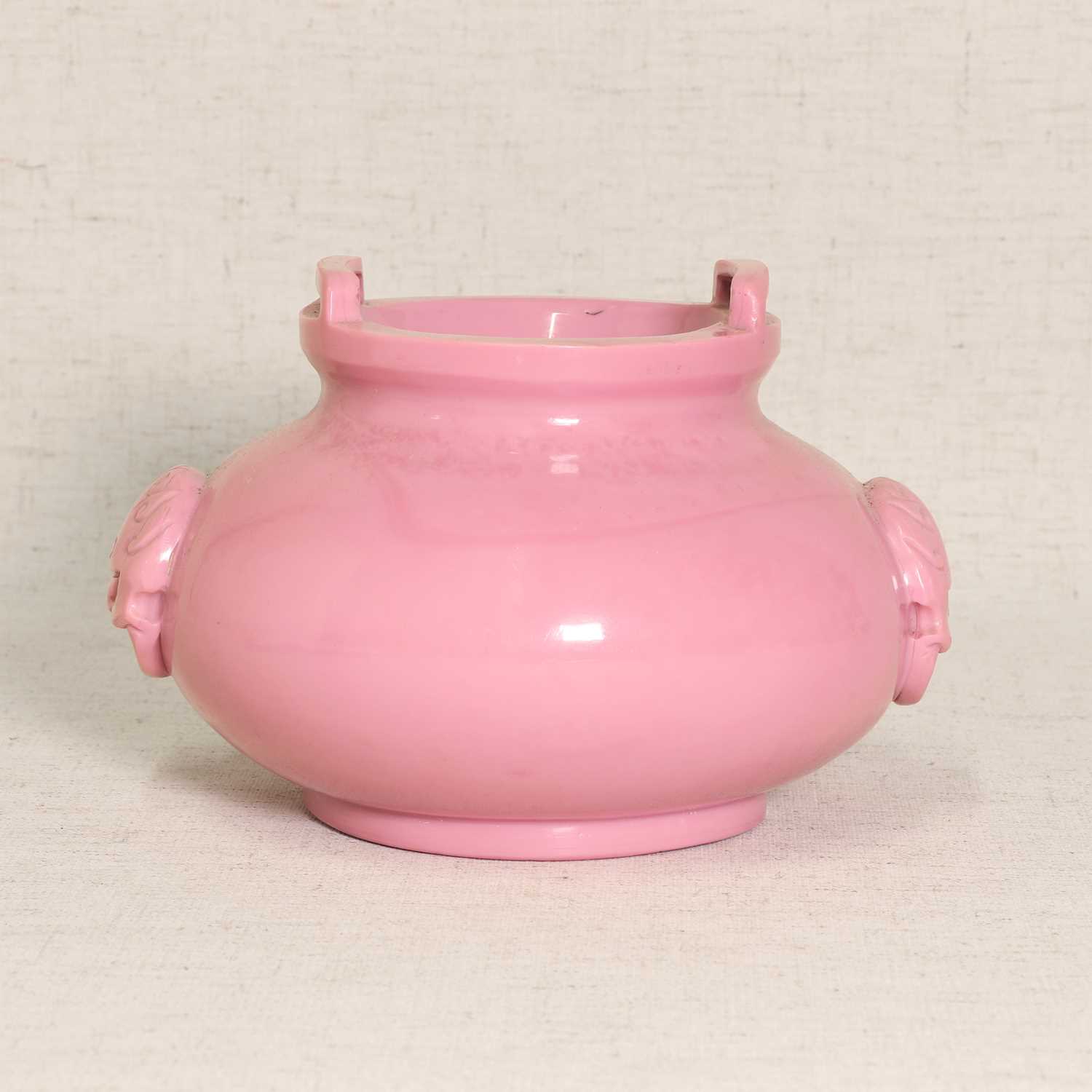 Lot 106 - A Chinese Peking glass censer