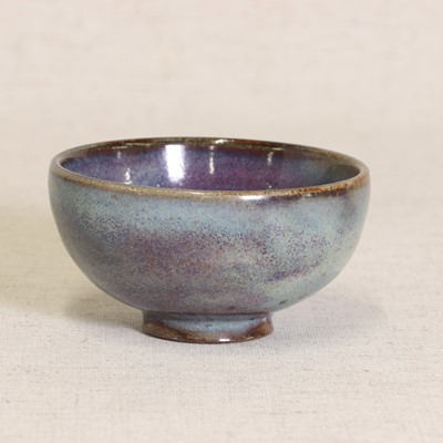 Lot 302 - A Chinese jun ware tea bowl