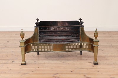 Lot 388 - A George III serpentine fire grate