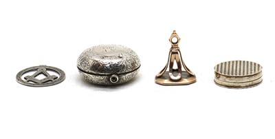 Lot 24 - A silver sovereign case