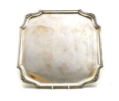 Lot 3 - A George V silver salver