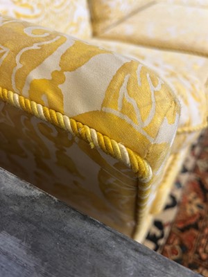 Lot 162 - A large Knole sofa
