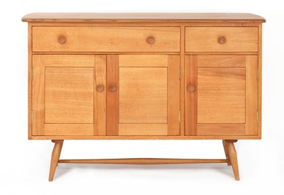 Lot 391 - An Ercol '351' beech sideboard