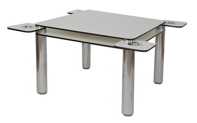 Lot 481 - A 'Poker' table