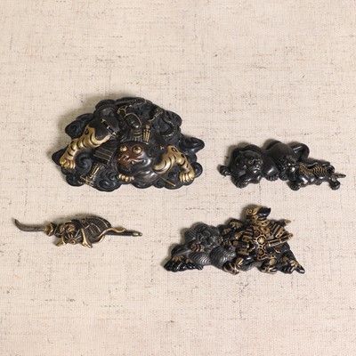 Lot 211 - A Japanese mixed-metal, gold and silver-inlaid ornament