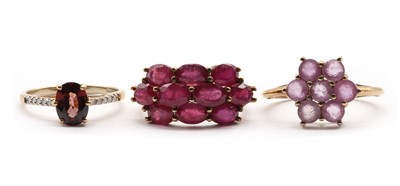 Lot 176 - Three 9ct gold rings
