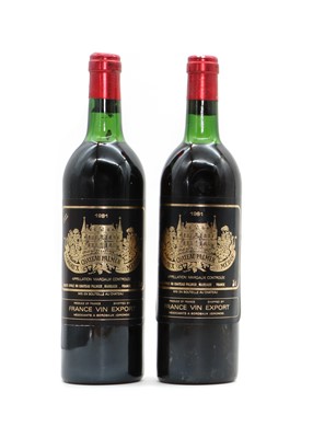 Lot 169 - Chateau Palmer, 3eme Cru Classe, Margaux, 1981 (2)