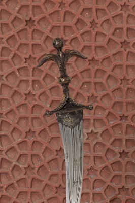 Lot 113 - A gilded chilanum dagger
