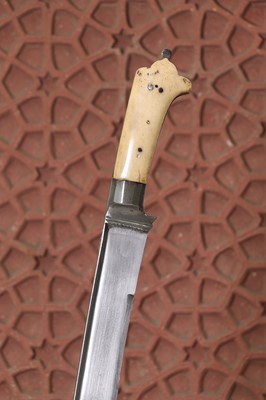 Lot 105 - A rare Sossun Pata sword