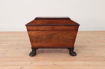Lot 199 - A Regency mahogany cellaret