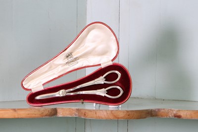 Lot 22 - A pair of silver Albany pattern grape scissors