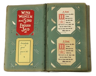 Lot 283 - USA POSTCARD ALBUM
