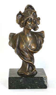 Lot 22 - An Art Nouveau bronze bust of a lady