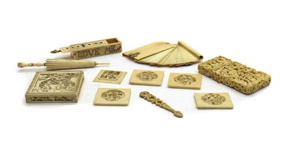 Lot 135 - A Chinese ivory card case