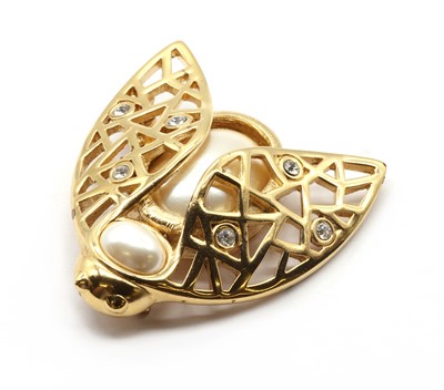 Lot 35 - A Christian Dior gilt metal paste and imitation pearl bee brooch