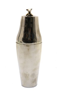 Lot 15 - A chrome cocktail shaker by Hagenauer