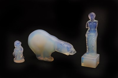 Lot 209 - A group of three Sabino opalescent glass ornaments