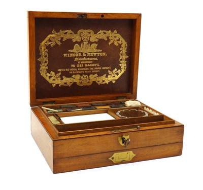 Lot 174 - A Winsor & Newton paint box