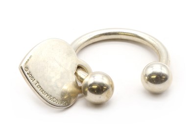 Lot 464 - A sterling silver Tiffany & Co. keyring