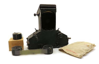Lot 163 - An R88 Vulcan radar operator's camera