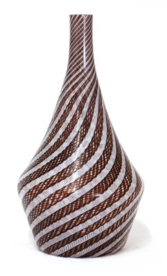 Lot 252 - A Murano glass vase
