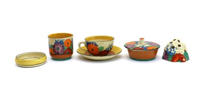 Lot 63 - A collection of Clarice Cliff 'Gayday' items