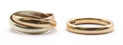 Lot 383 - A 9ct three colour gold Russian wedding ring