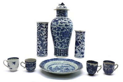 Lot 75A - A large Chinese porcelain vase and cover