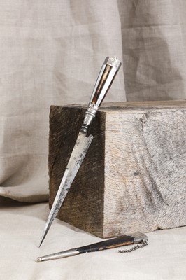 Lot 25 - A Corsican vendetta dagger
