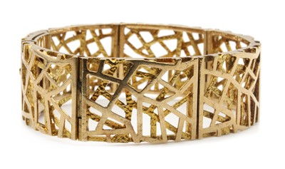 Lot 78 - A 9ct gold bracelet