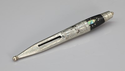 Lot 196 - A Finnish Puukko dress knife