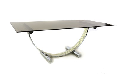 Lot 425 - An Italian dining table