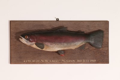 Lot 407 - A carved wooden fishing trophy