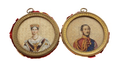 Lot 307 - A pair of reverse painted portraits