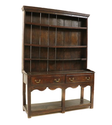 Lot 339 - An oak dresser