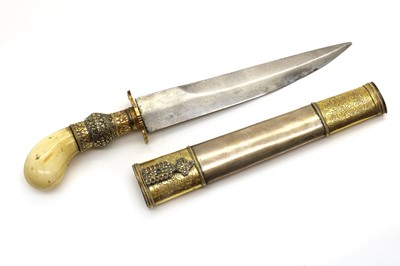 Lot 276 - A Philippines Dagger or Punyal Kris