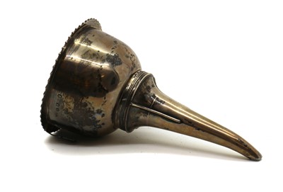 Lot 21 - A George IV silver wine funnel