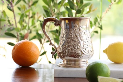 Lot 345 - A George III silver tankard