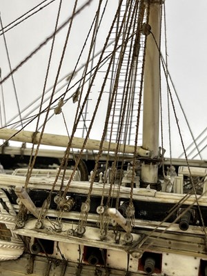 Lot 102 - A fine prisoner-of-war ship model