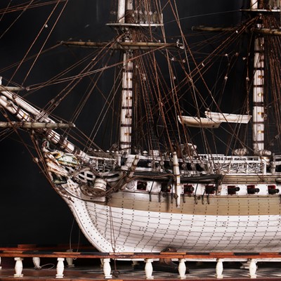 Lot 102 - A fine prisoner-of-war ship model
